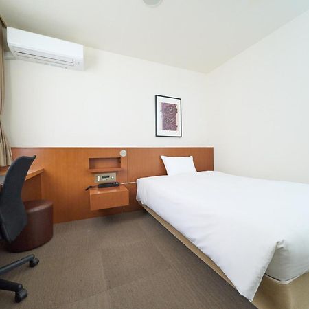 Hotel Tohkai Atsugi Bagian luar foto