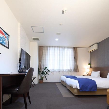 Hotel Tohkai Atsugi Bagian luar foto