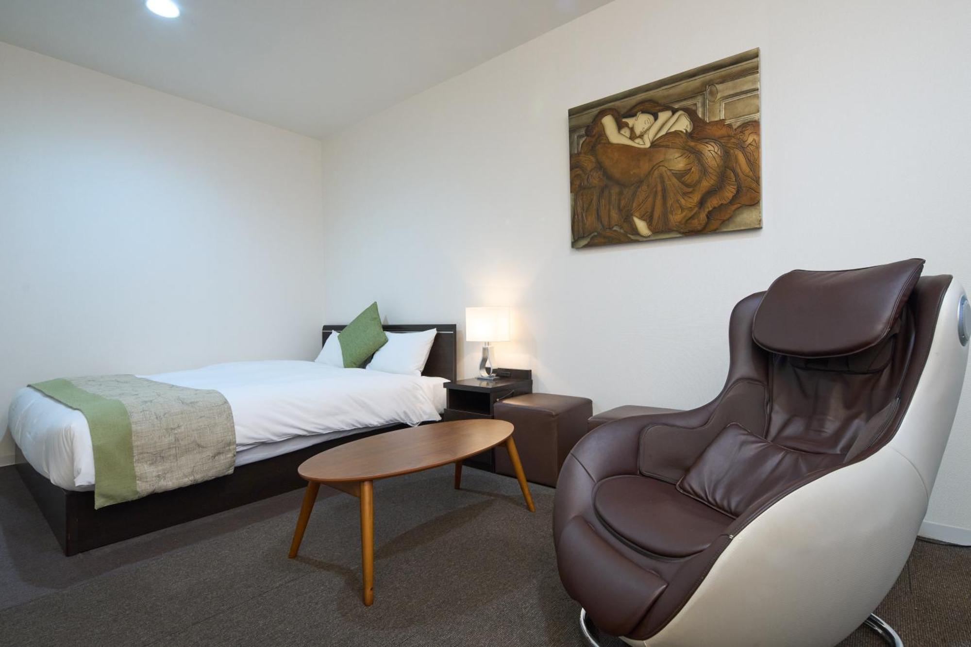 Hotel Tohkai Atsugi Bagian luar foto
