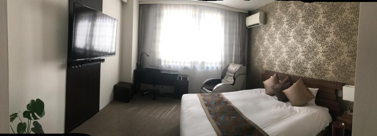 Hotel Tohkai Atsugi Bagian luar foto